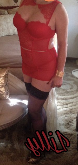 Olaya outcall escort in River Edge