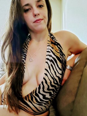 Marie-agnès outcall escort in Fort Mill